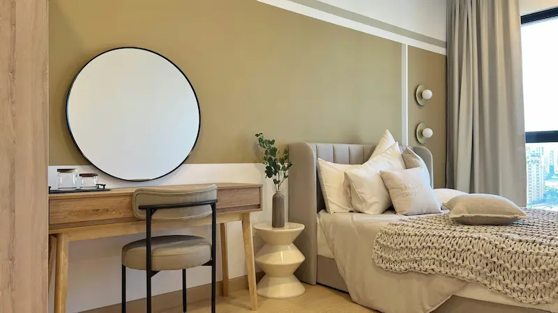 stylish teen bedroom