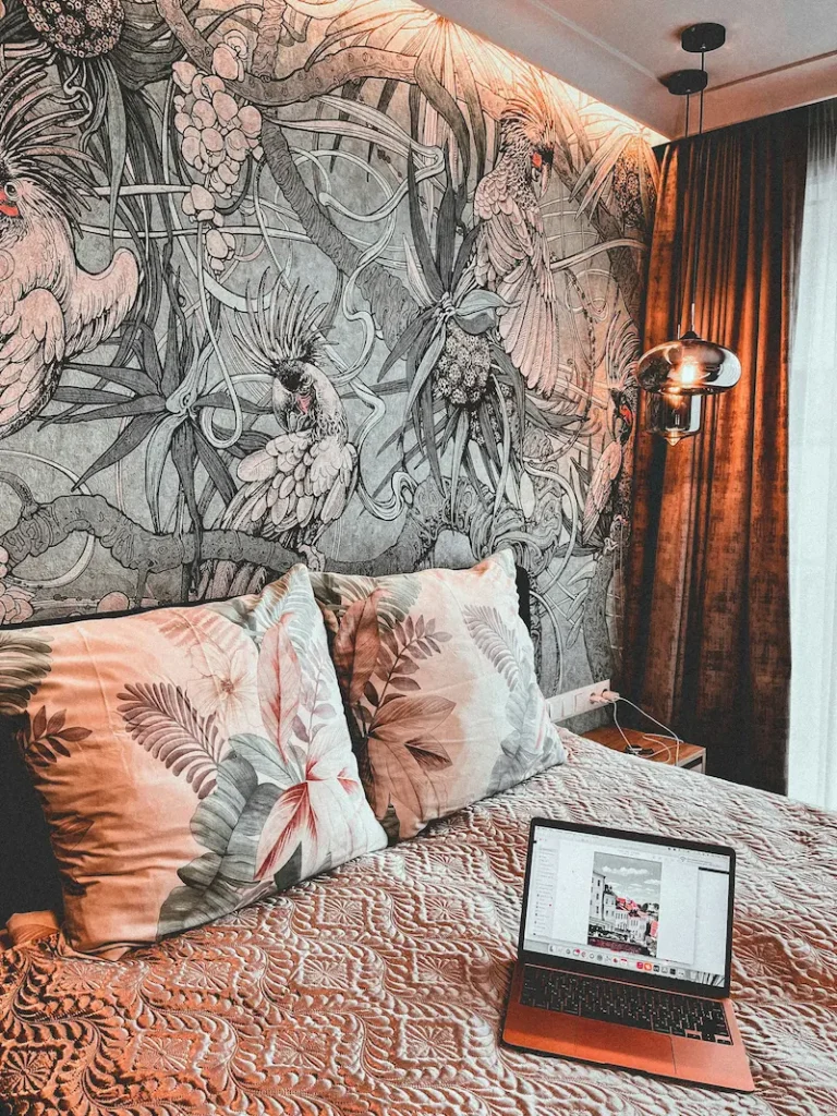 bedroom accent wall ideas